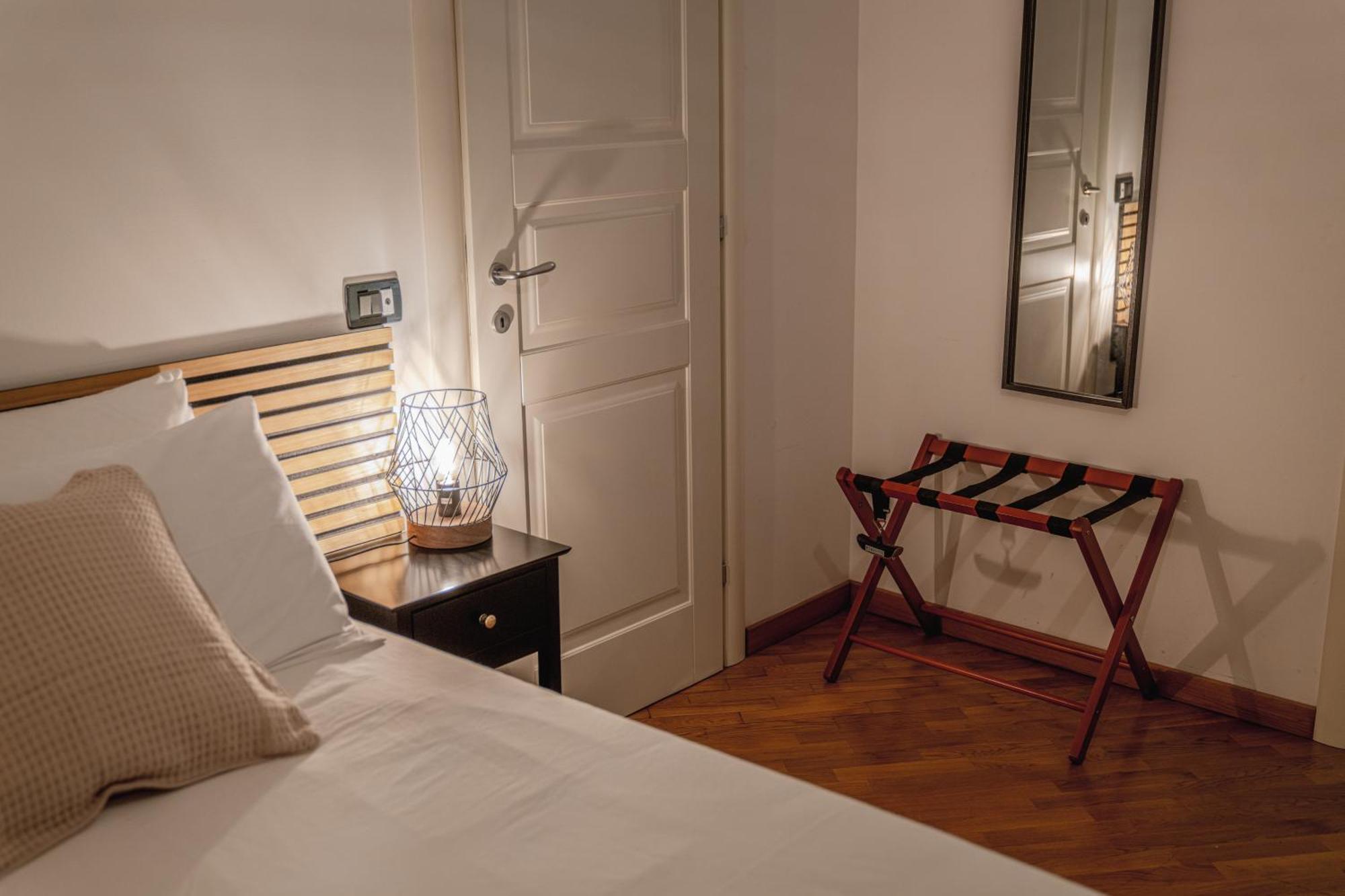 Sant'Eligio Apartments & Rooms ปาแลร์โม ภายนอก รูปภาพ