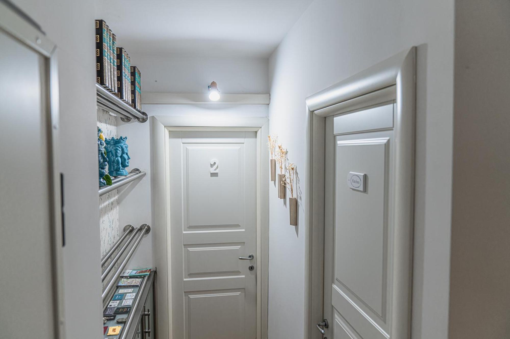 Sant'Eligio Apartments & Rooms ปาแลร์โม ภายนอก รูปภาพ